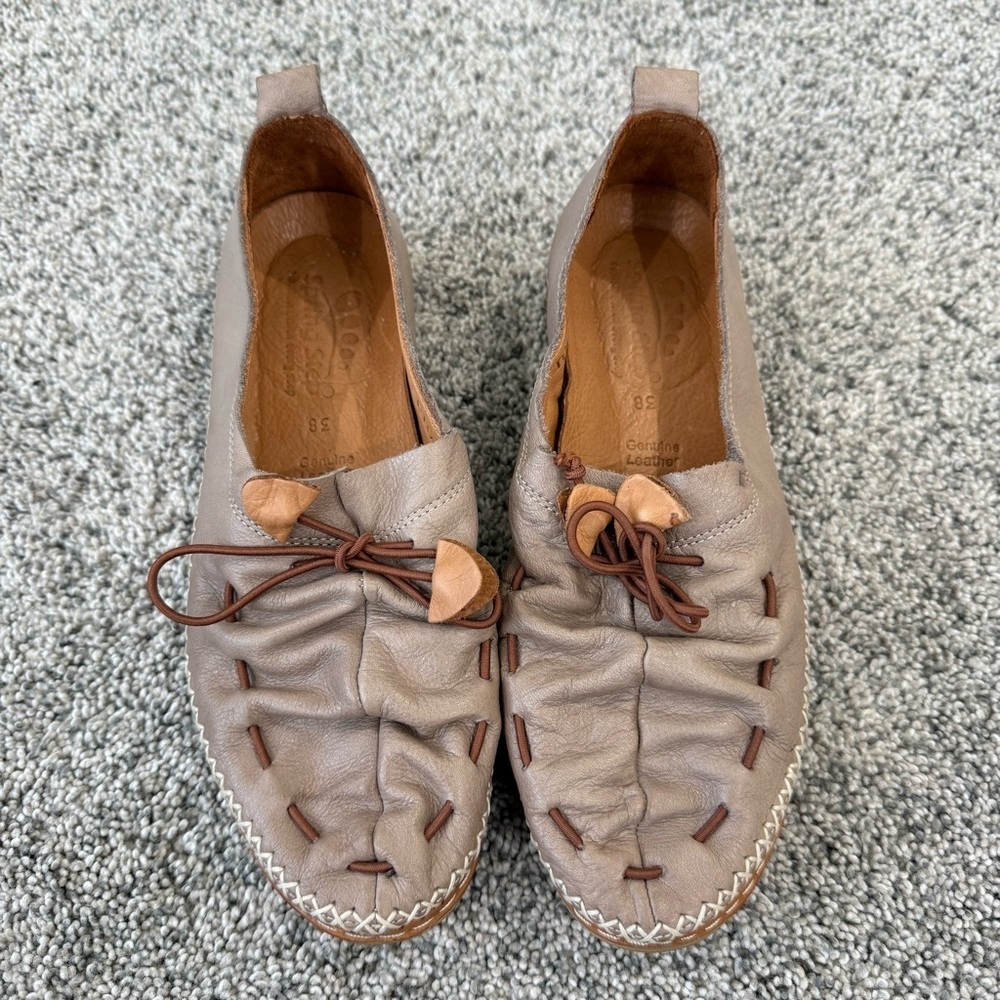Spring Step Berna Slip On Leather Loafer Beige Grey Comfort Women’s 38 US 7.5-8